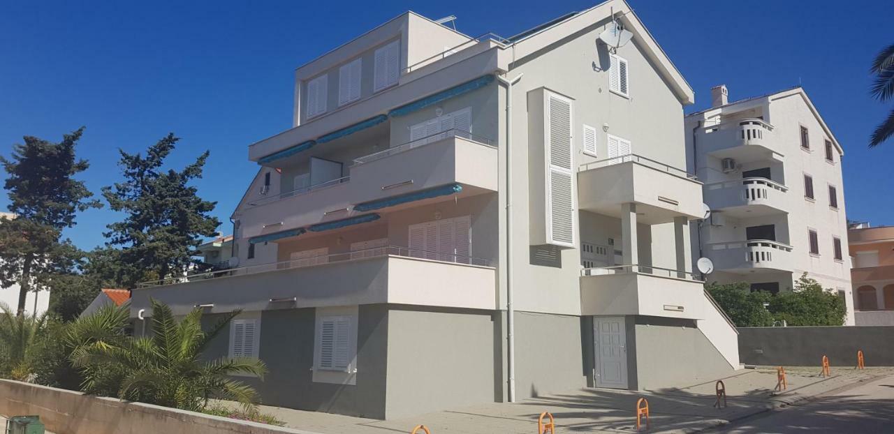 Apartments Biba Novalja Exterior foto